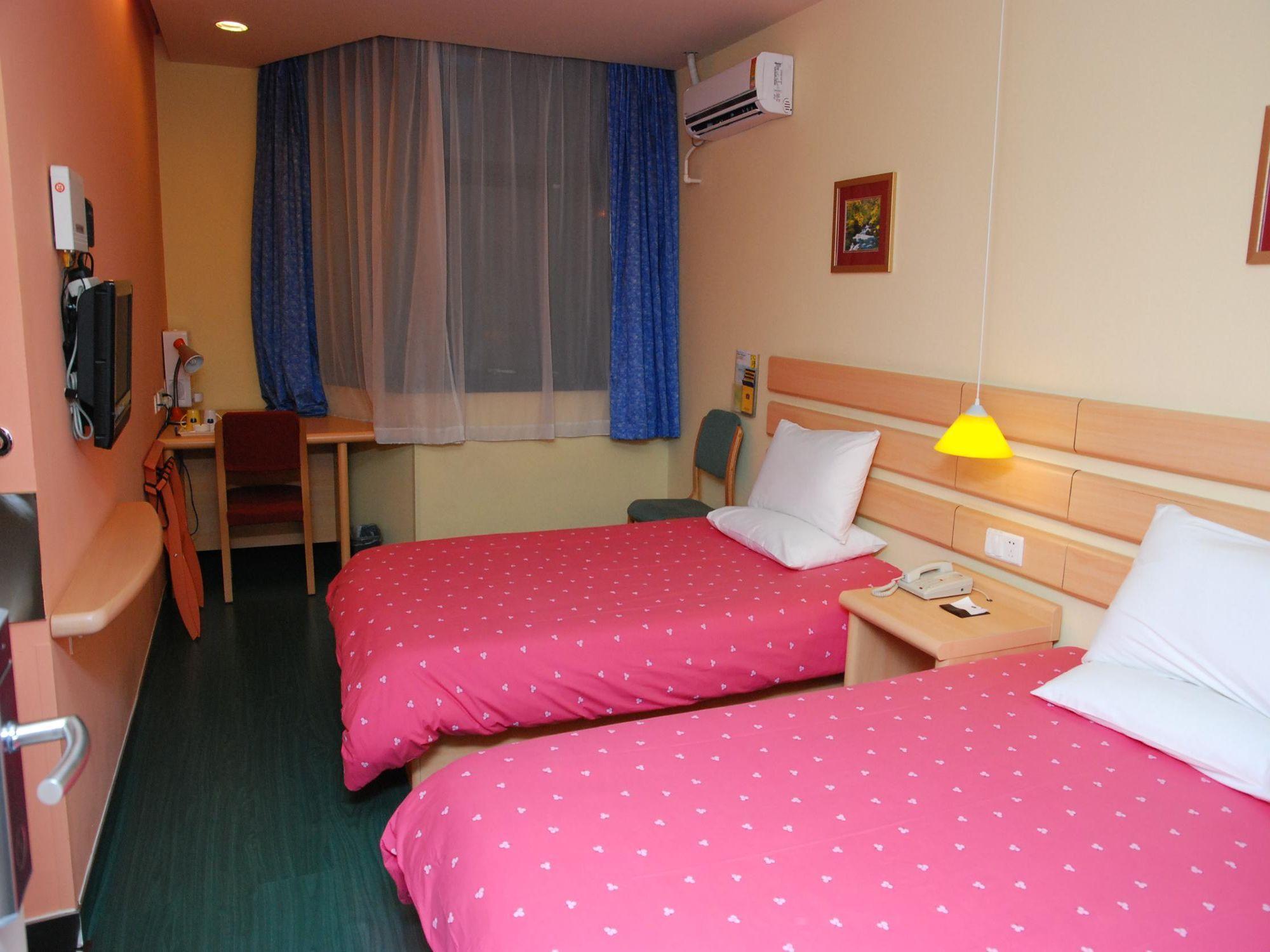 Home Inn Shanghai Railway Station North Square Zewnętrze zdjęcie